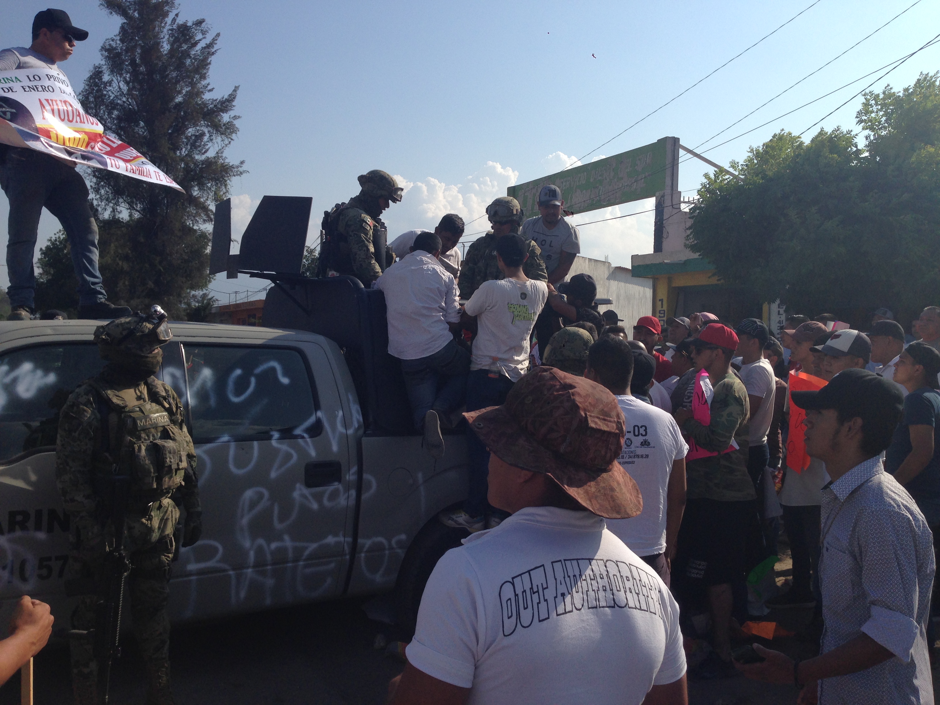Manifestación Ciudad Guzmán, Marina dispar, infiltrados