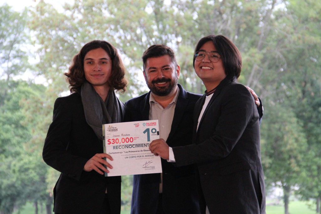 Primer lugar Cortometraje Las Primaveras de Eleonora (Jovanni Mendoza)
