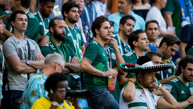 Afición mexicana en Brasi vs México, pierde el tricolor