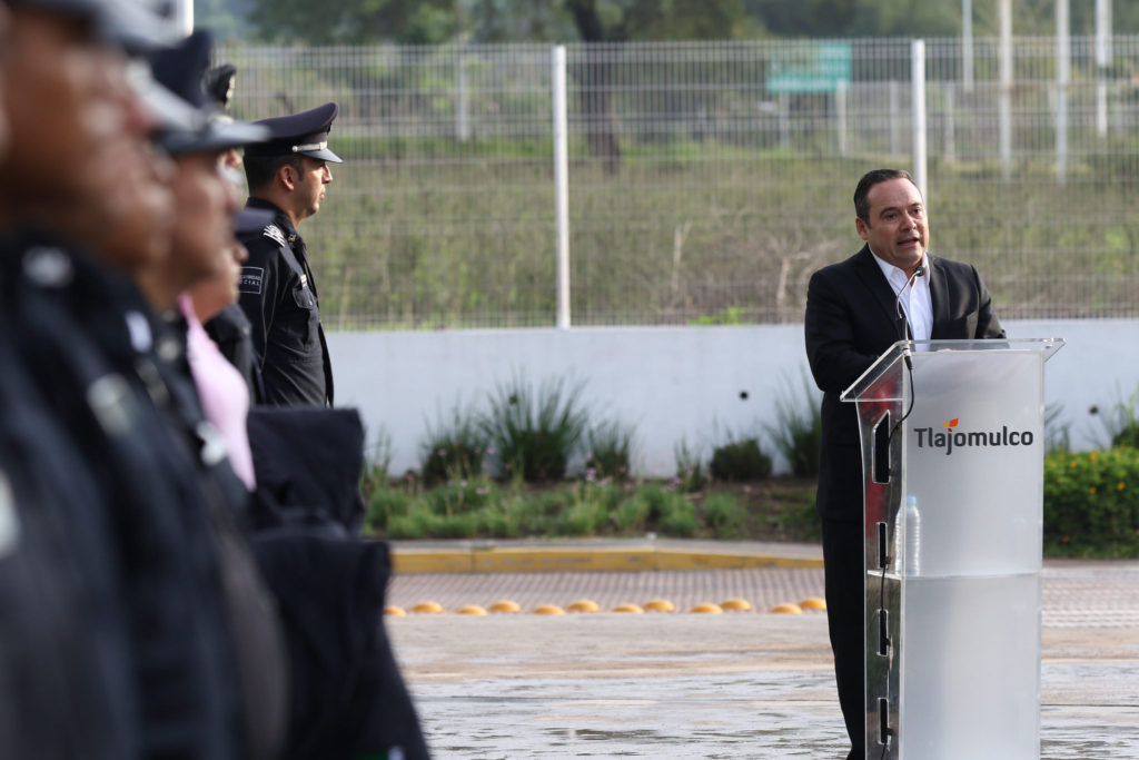 Alberto uribe habla en Evento Policía Municipal de Tlajomulco