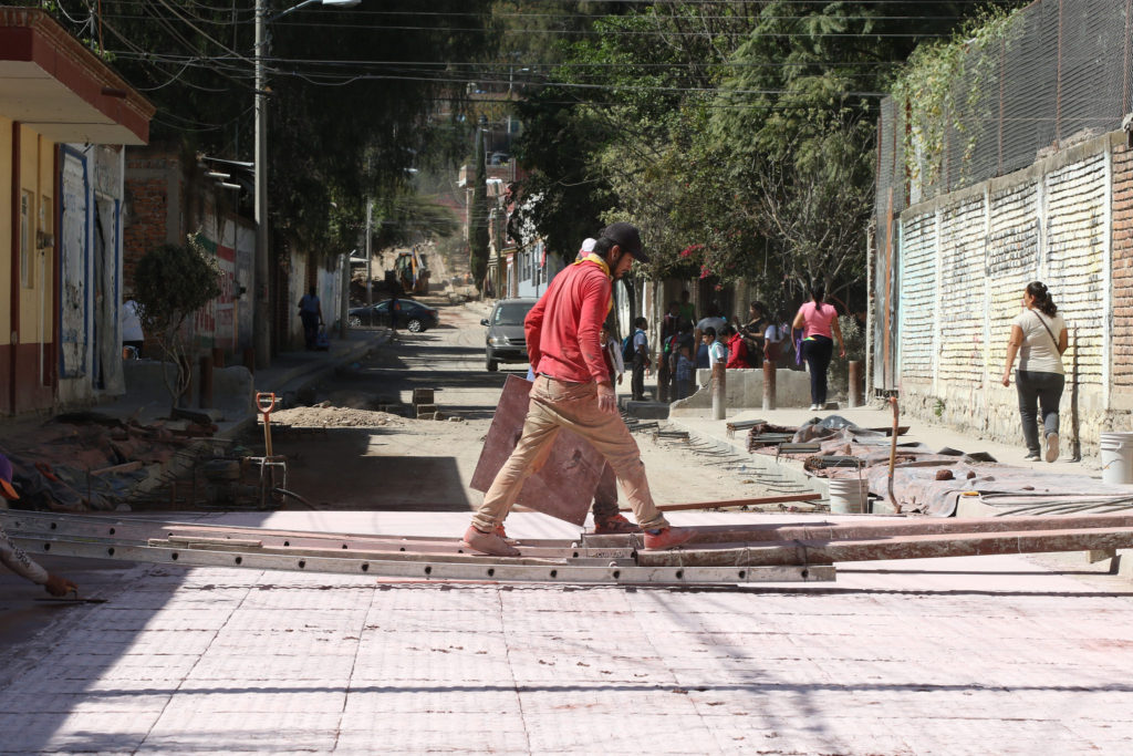 Obras de pavimentación en Tlajomulco