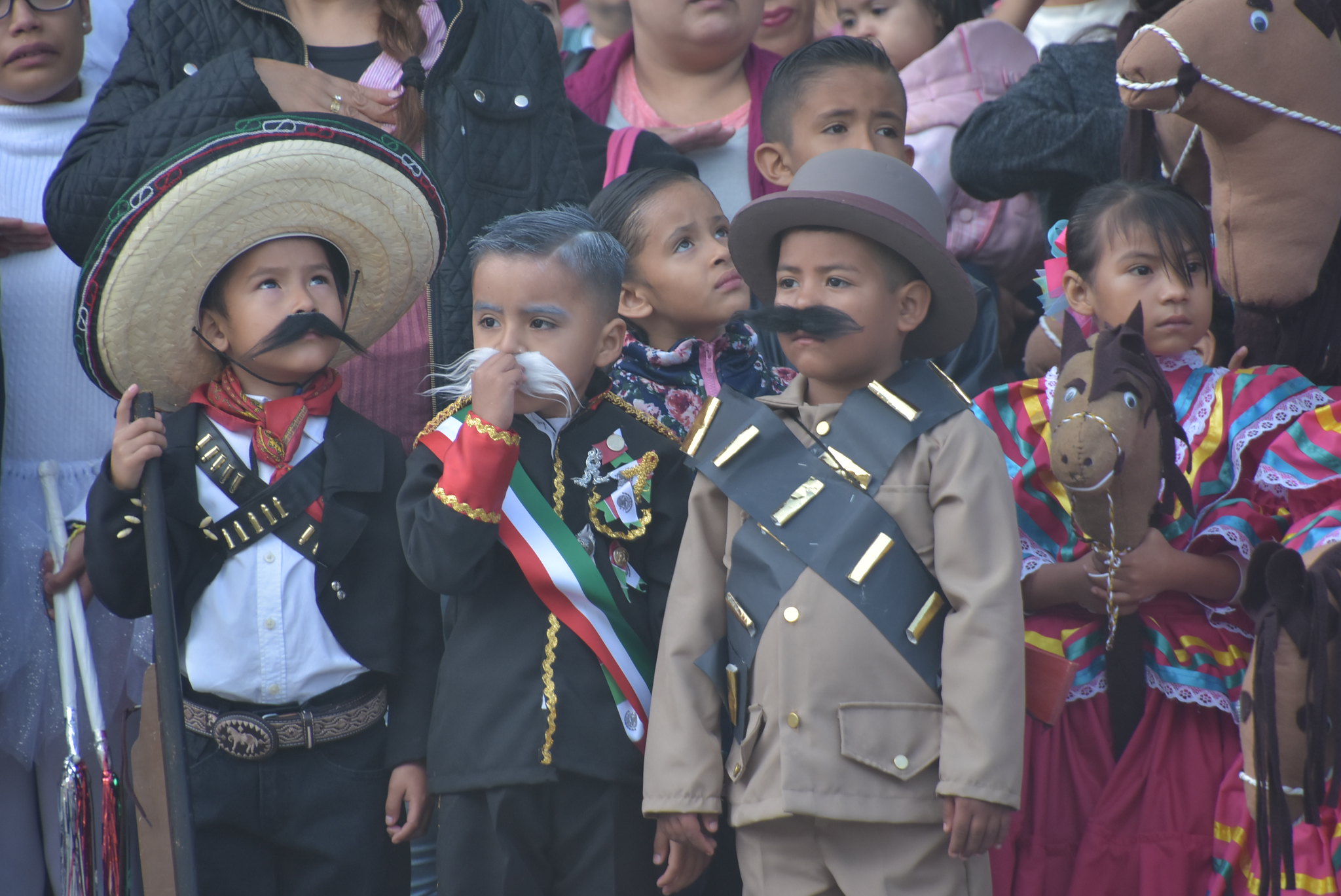 Desfilan en Tlajomulco para conmemorar revolución mexicana