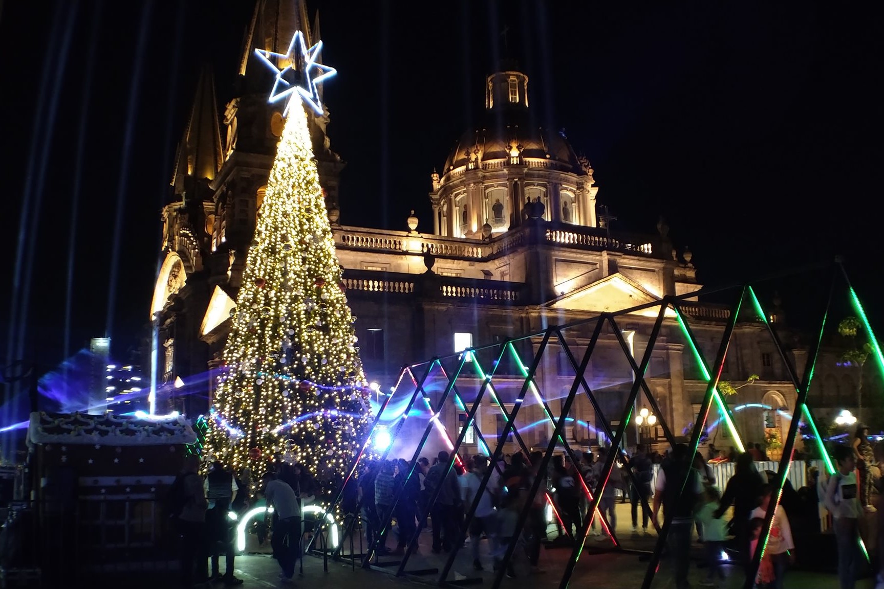 GDL aprueba Festival Navideño del Centro Histórico