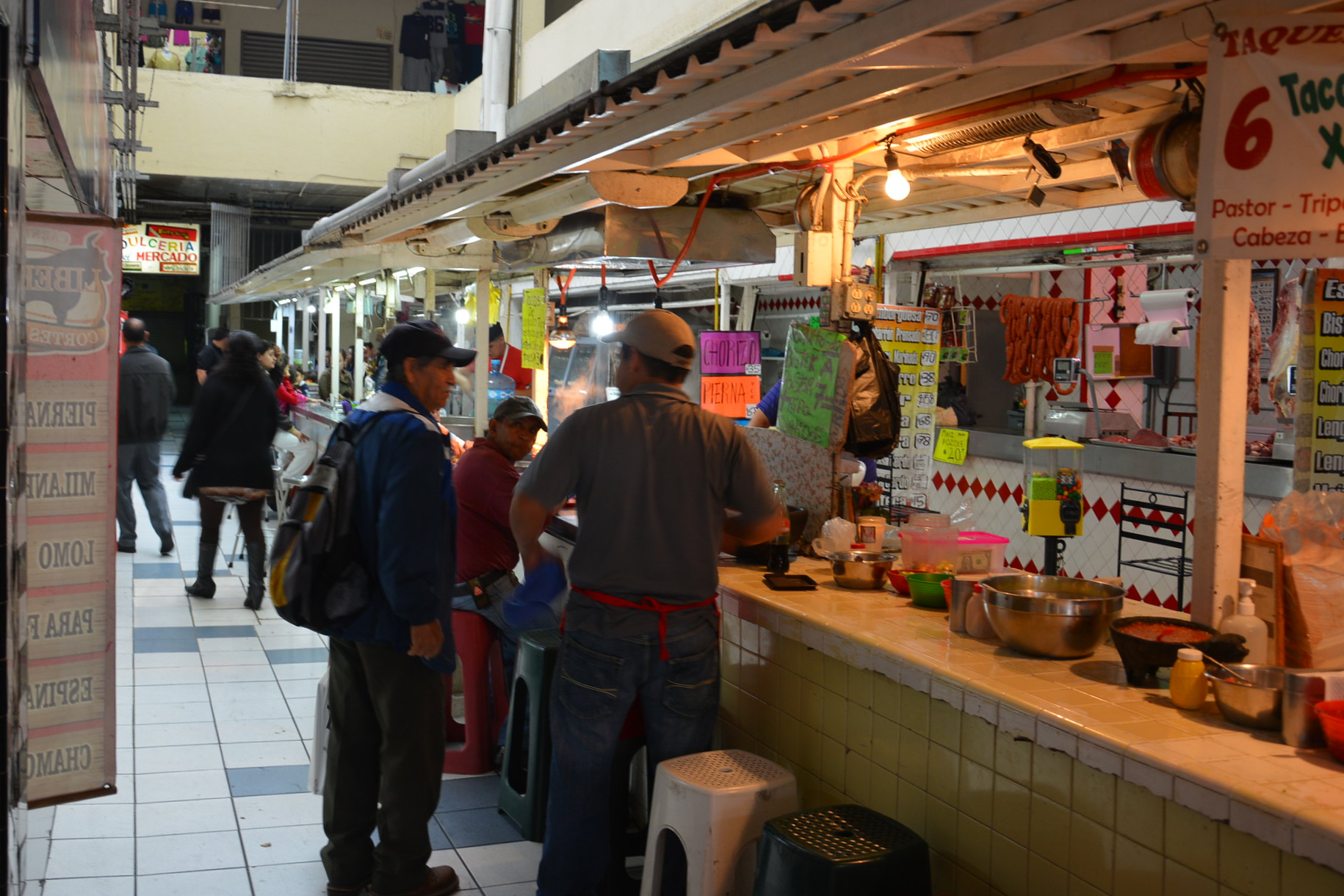 Zapopan entrega locales en el mercado Constitución, aún hay disponibles