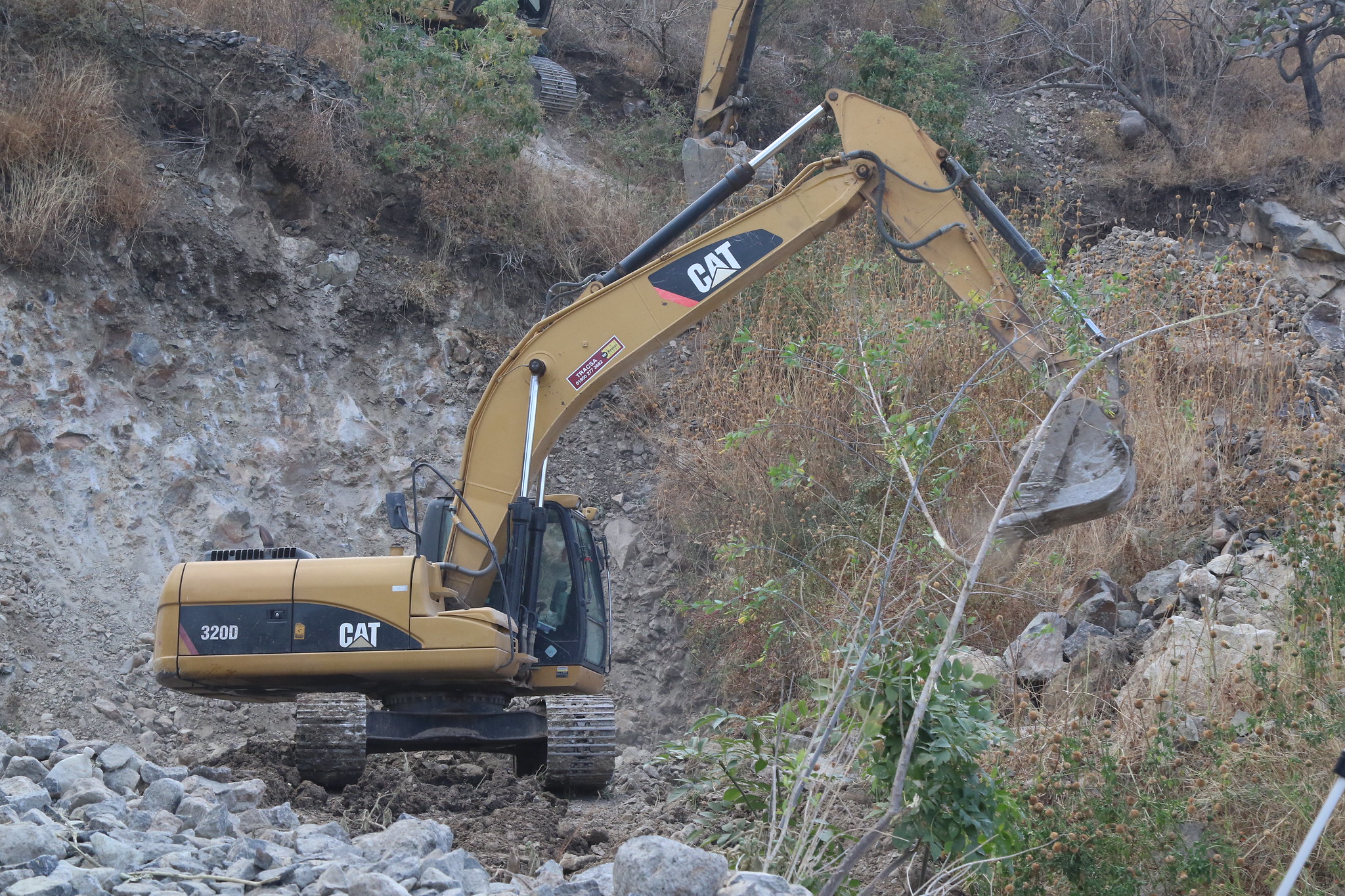 Tlajomulco arranca limpia en minas de basalto
