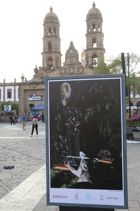 Visita en Zapopan los tendidos de Cristos de San Miguel Hidalgo 