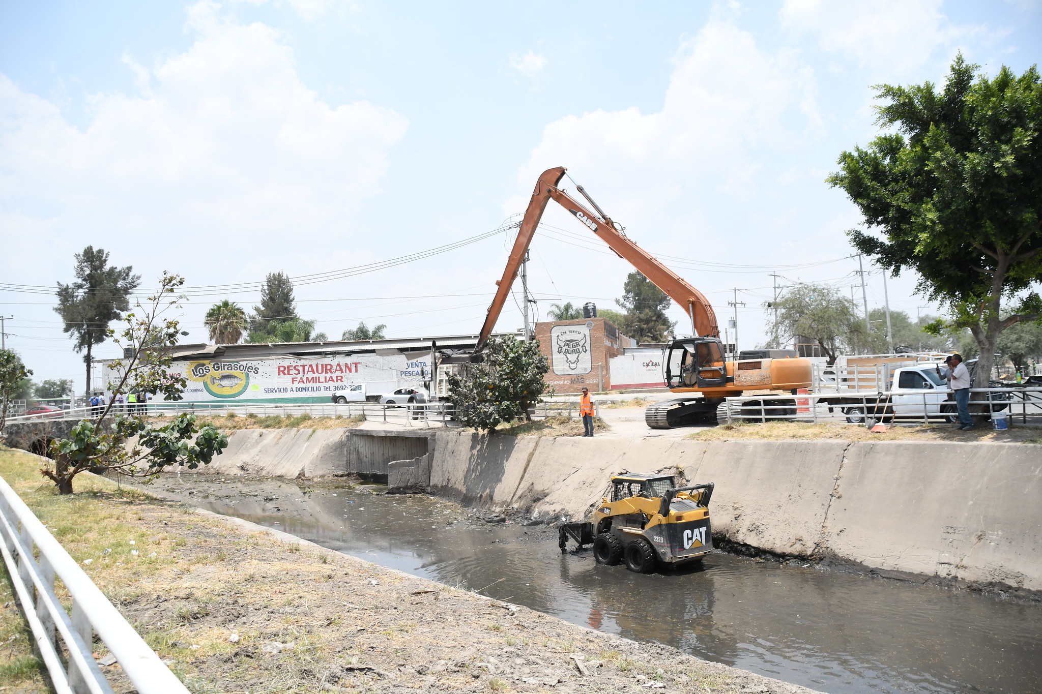 Limpieza de canales y arroyos al 90 por ciento de avance en Tlajomulco