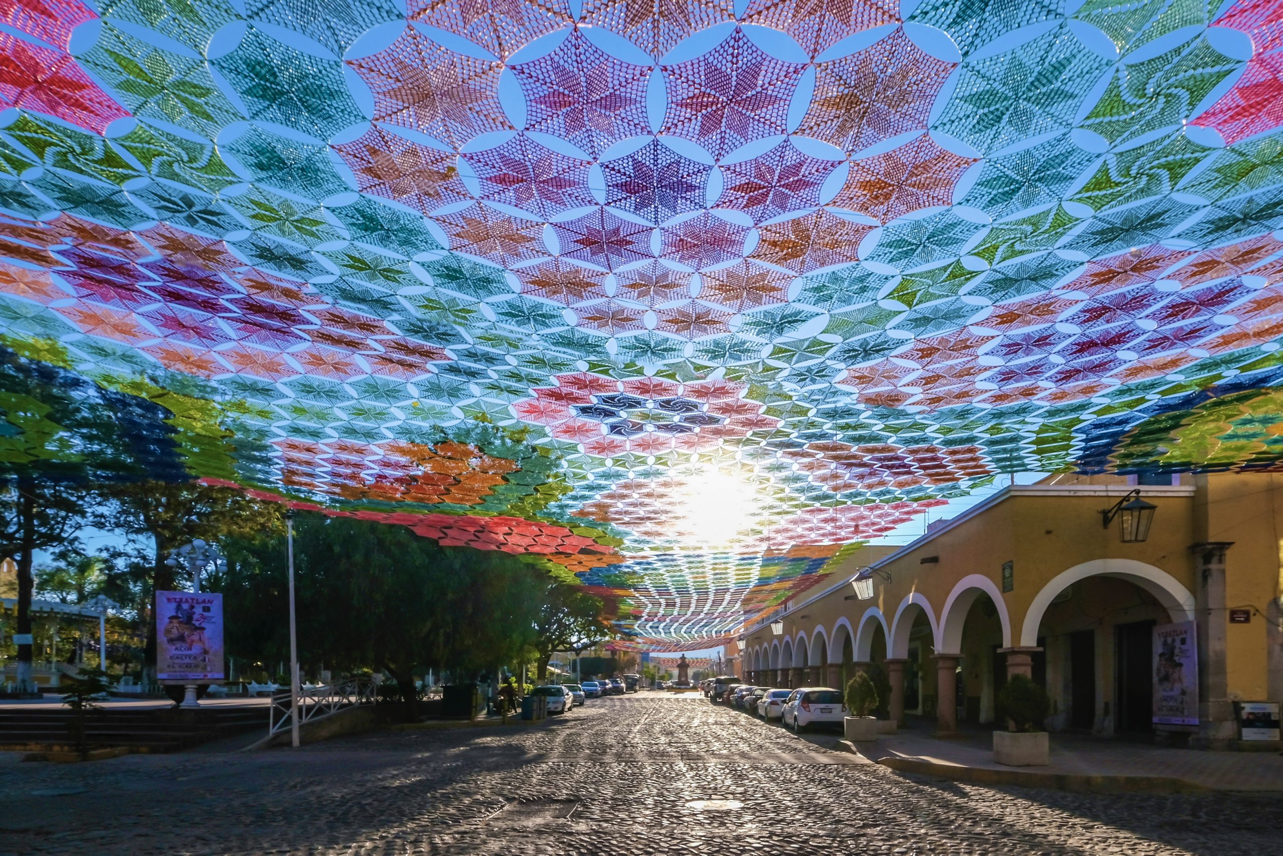 El cielo tejido de Etzatlán llega al Andador 20 de Noviembre