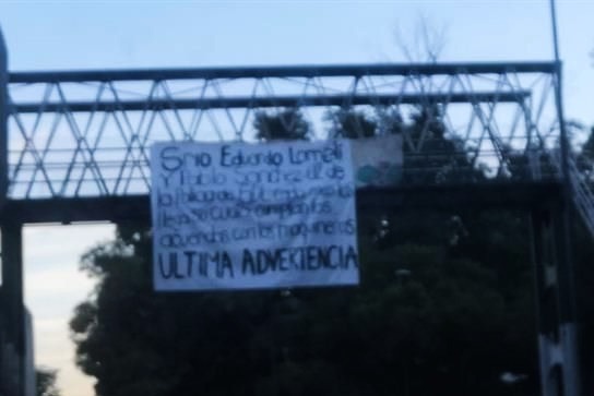 Amenazan a funcionarios de Guadalajara, dejan mantas con mensajes
