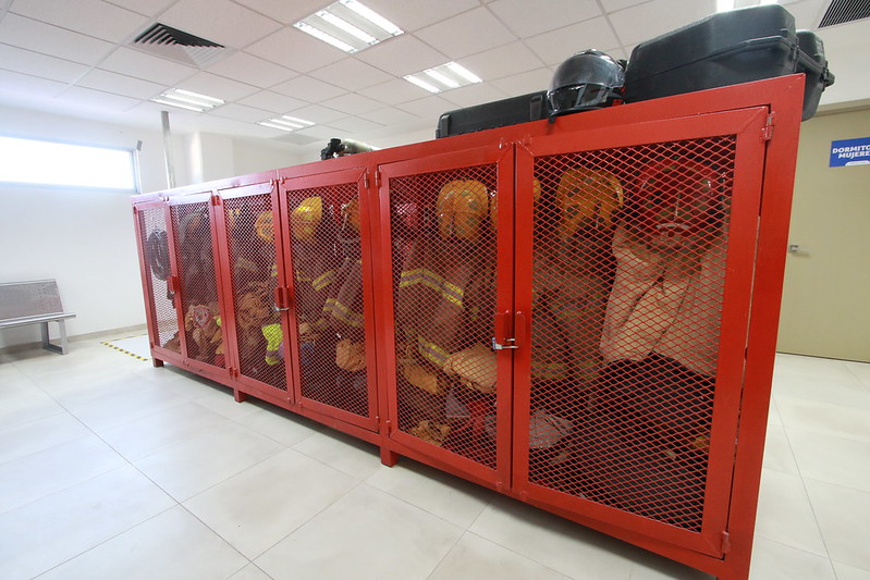Tlajomulco tiene nueva base de bomberos 