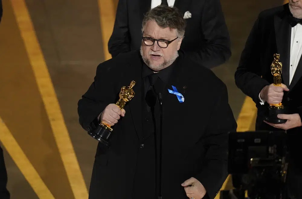 ¡Guillermo del Toro triunfa en los Óscar con su película animada "Pinocho"! 