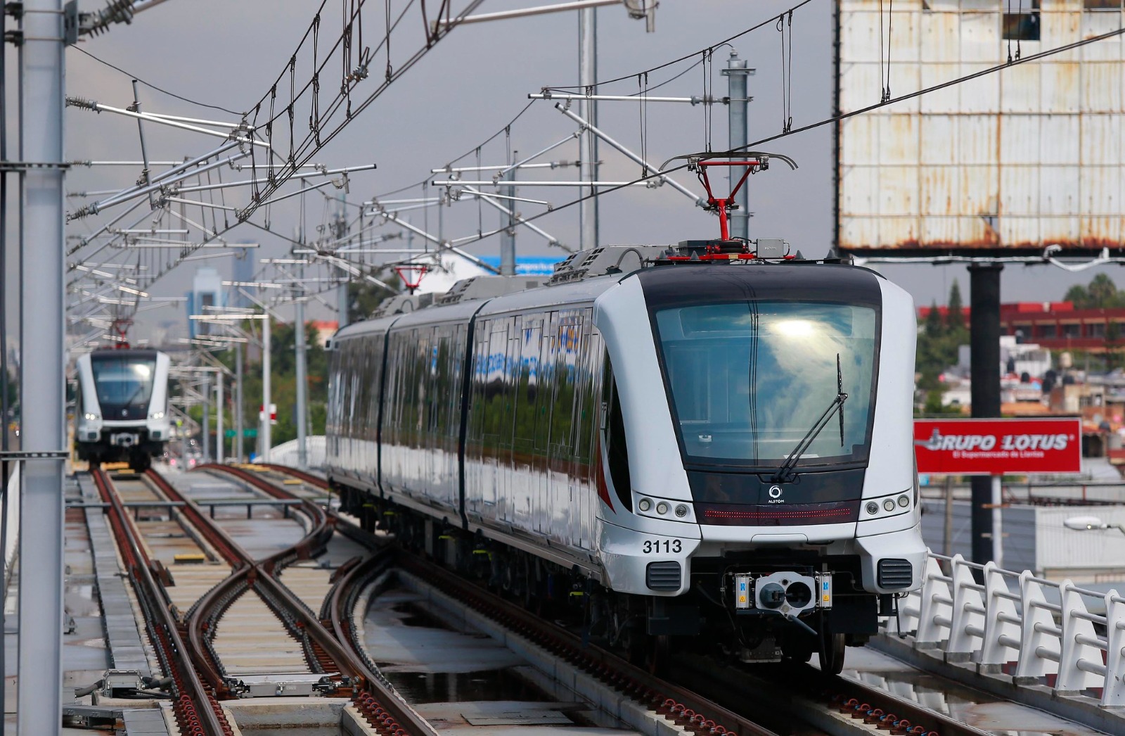 ampliacion de la línea 1 del tren ligero