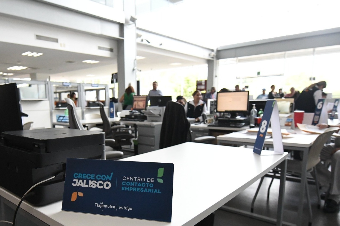 Tlajomulco inaugura centro de contacto empresarial
