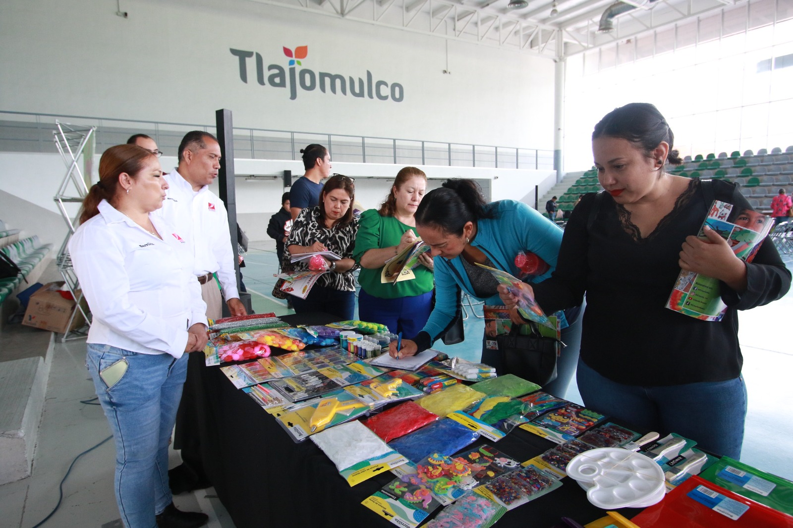 10 mil niños de preescolar en Tlajomulco reciben materiales didácticos