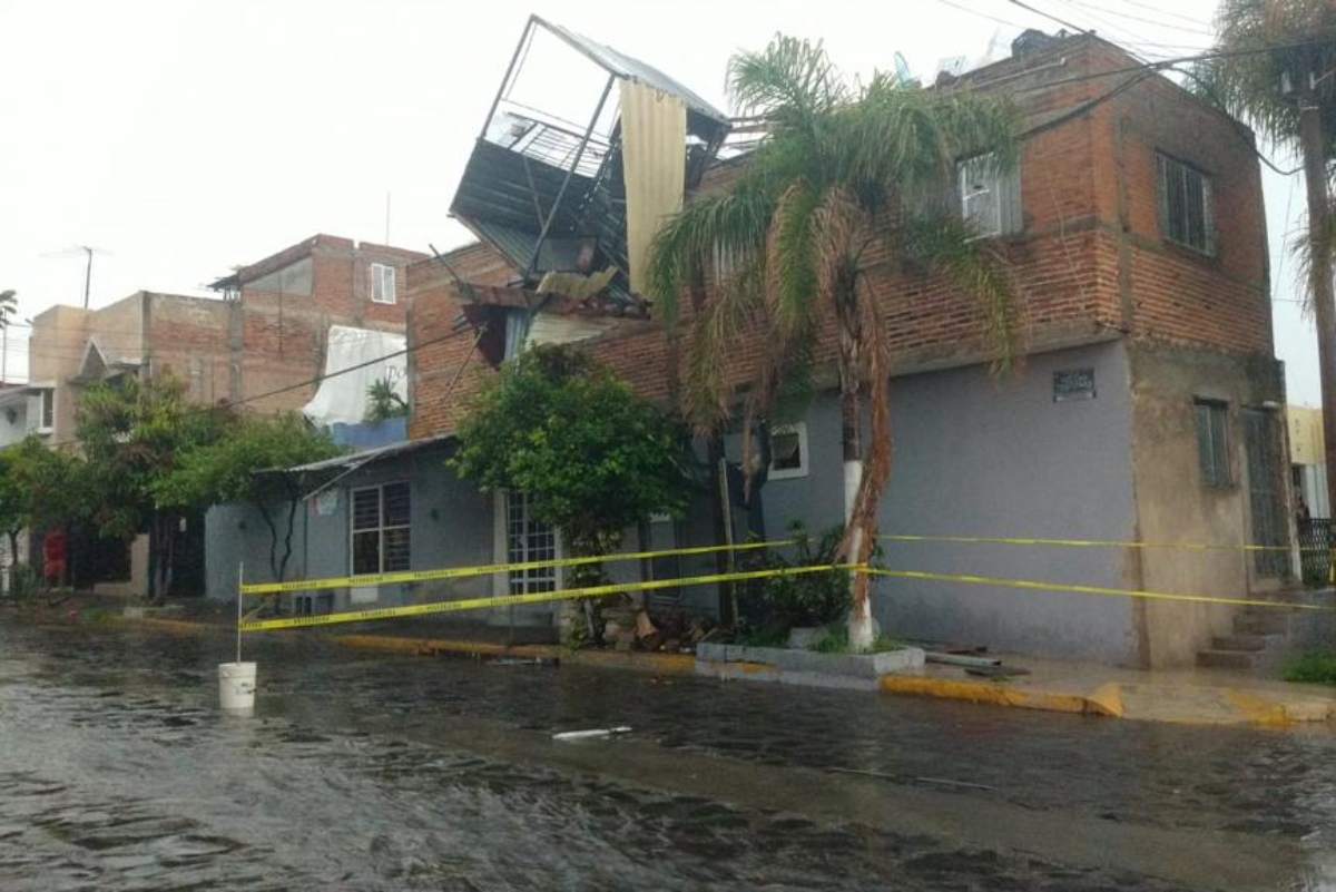 Tormenta deja daños en viviendas en Tlaquepaque, Guadalajara, Tonalá y Zapopan