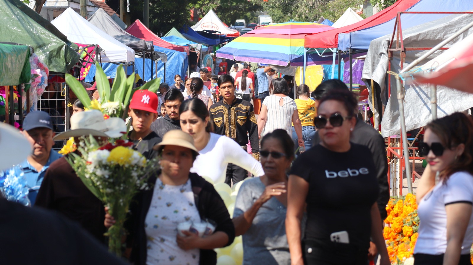 Casi 40 mil visitantes y saldo blanco registraron panteones en Tlajomulco