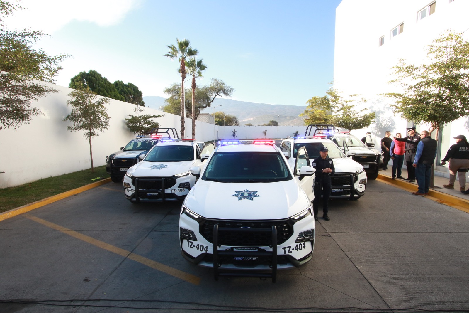 Entregan nuevas patrullas a Tlajomulco, reforzarán vigilancia del corredor López Mateos