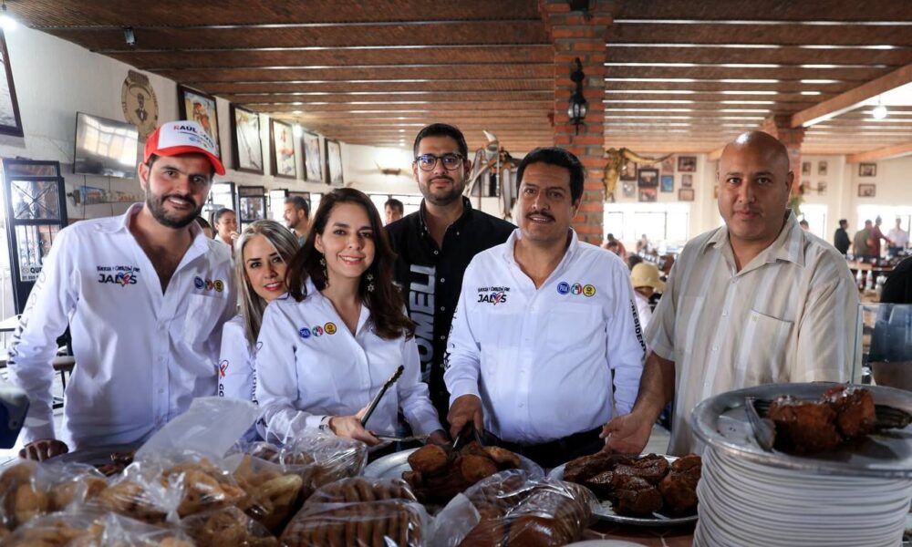 la candidata de la alianza Fuerza y Corazón por México a la gubernatura de Jalisco, Laura Haro, visitó el municipio de Jalostotitlán.