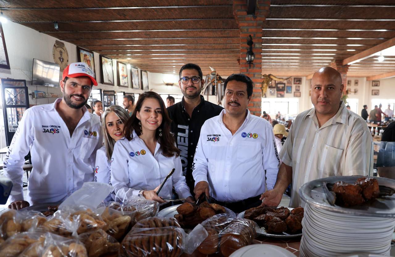 la candidata de la alianza Fuerza y Corazón por México a la gubernatura de Jalisco, Laura Haro, visitó el municipio de Jalostotitlán.