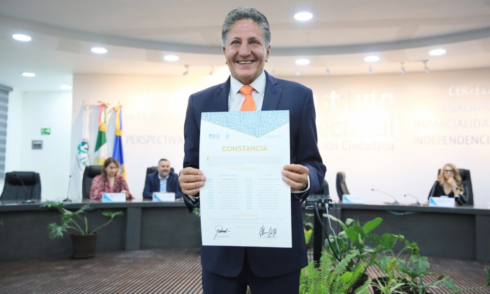 Frangie recibe constancia de mayoría de votos,