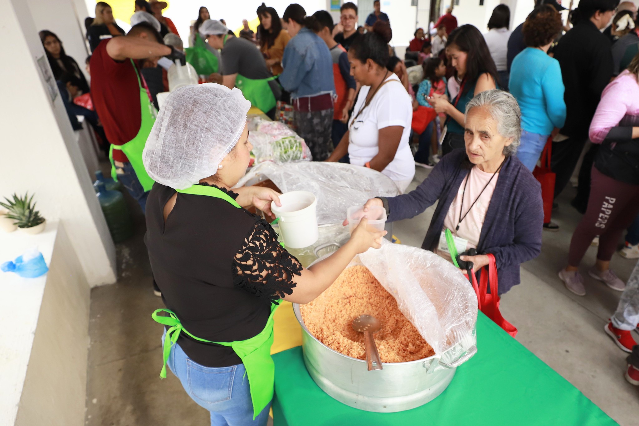 Zapopan abre comedor comunitario en El Campanario