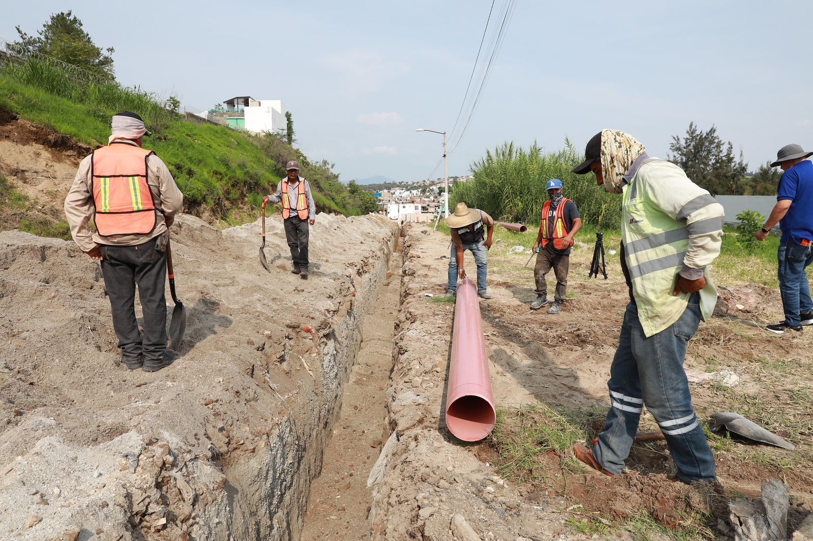 Zapopan inicia pavimentación entorno a escuelas de Lomas de San Gonzalo