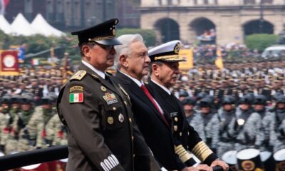 Militares despiden a AMLO en el desfile del 16 de Septiembre