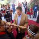 Danzantes reconocen a Frangie con bastón de mando