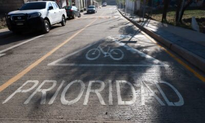 Entregan rehabilitación de calles en Lomas de la Primavera