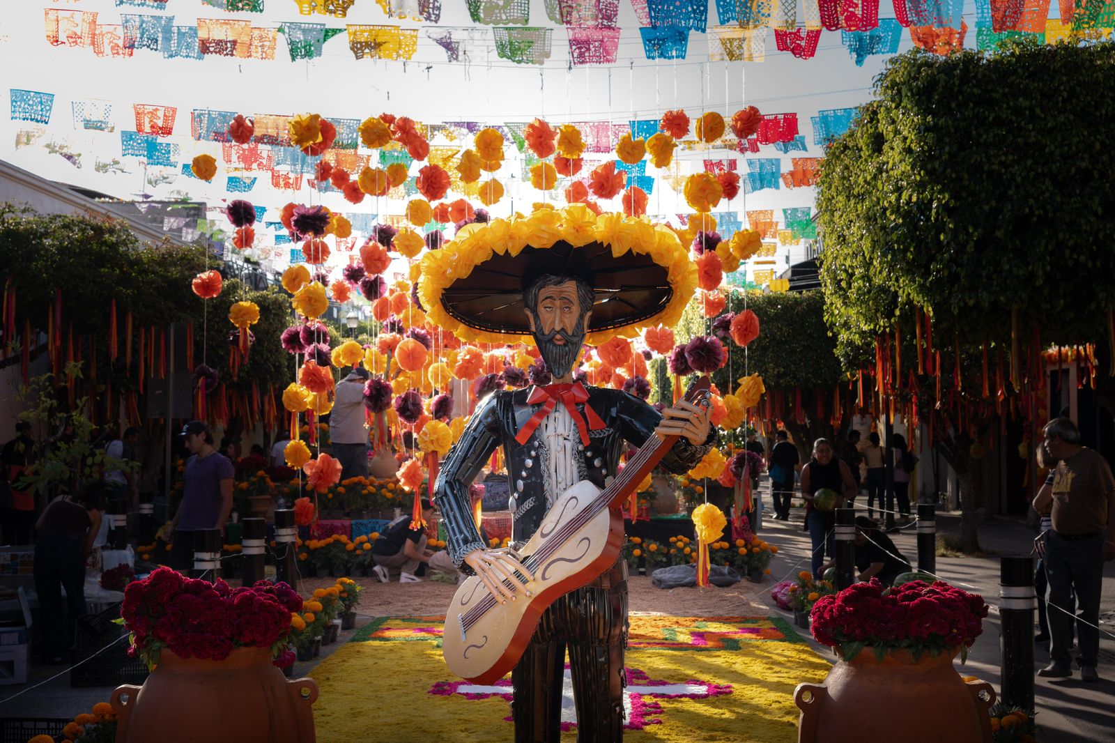 Festival de Muertos en Tlaquepaque deja derrama de 100 mdp