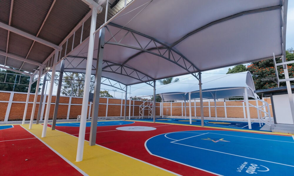 Rehabilitan secundaria Simón Bolívar de Guadalajara