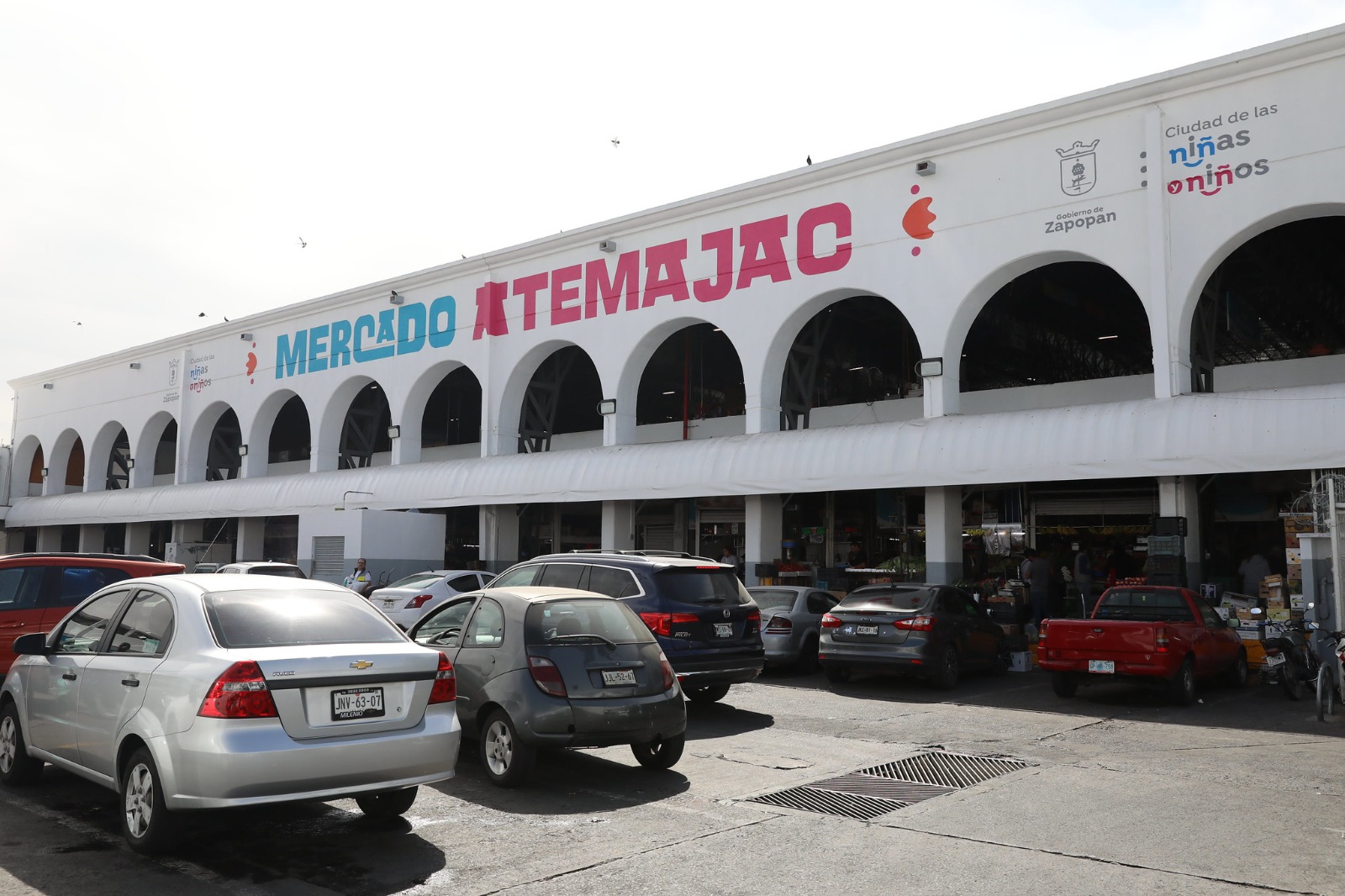 Zapopan anuncia nueva coordinación; atenderá tianguis, mercados y panteones