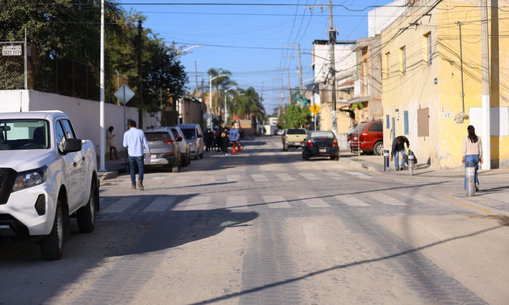 Zapopan entrega segunda etapa de calle San Isidro