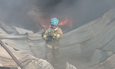 Se registra fuerte incendio en la colonia Los Manguitos, de Tonalá