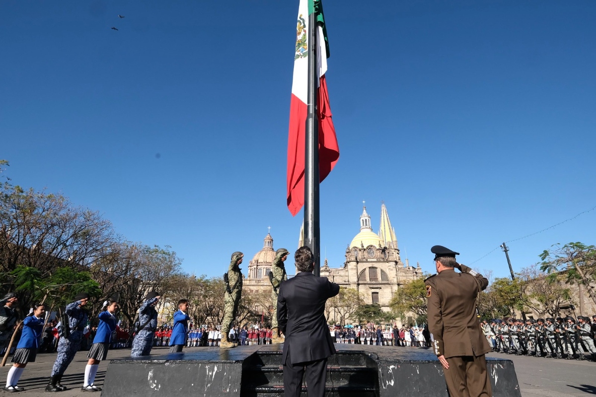 Celebran Día de la Bandera en Jalisco