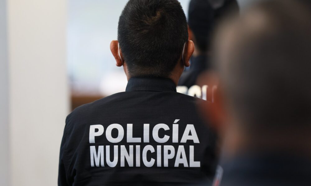 Entregan uniformes a más de 700 policías de Tlajomulco