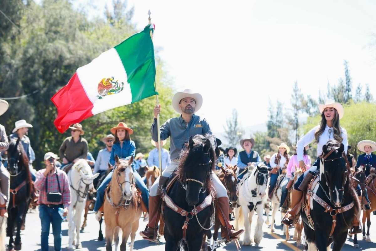 Más de mil 500 jinetes participaron en la Fiesta del Caballo de Tlajomulco 