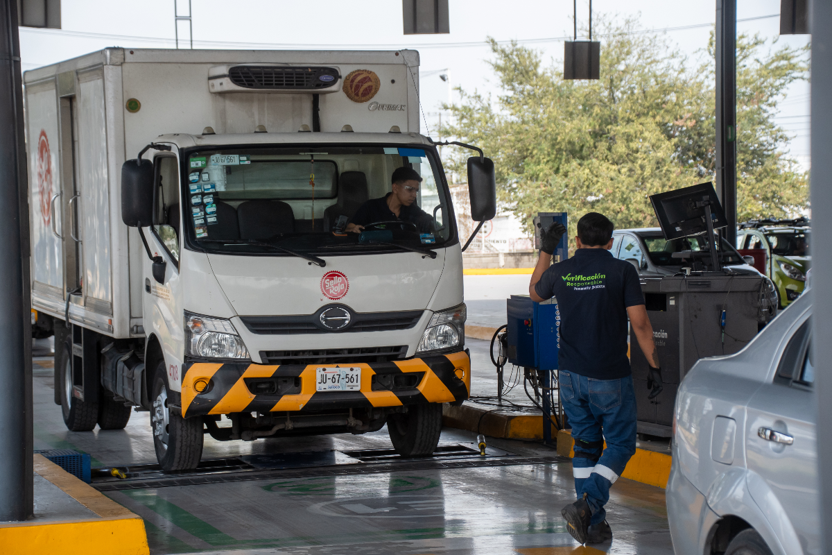 Agilizan verificación y sustitución de placas en flotillas vehiculares de empresas