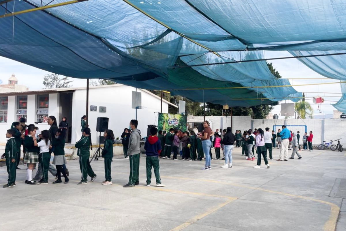 Tlajomulco inicia rehabilitación de 70 escuelas