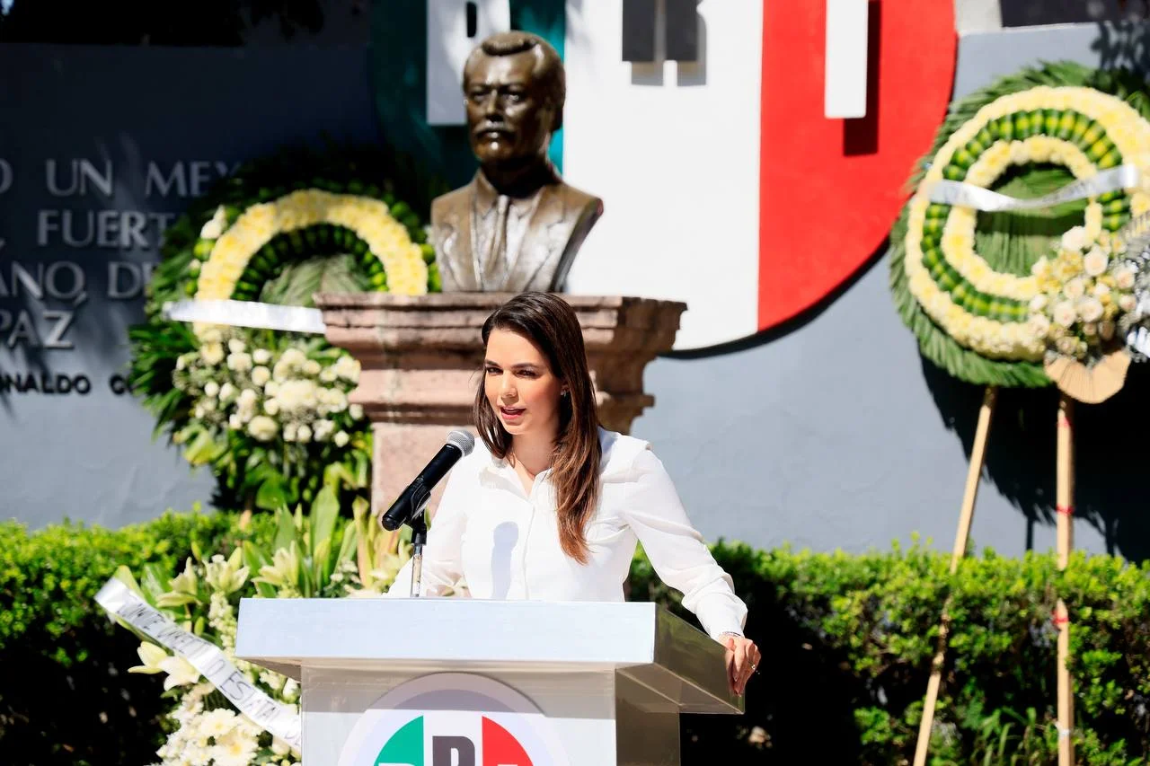 laura haro, presidenta del PRI