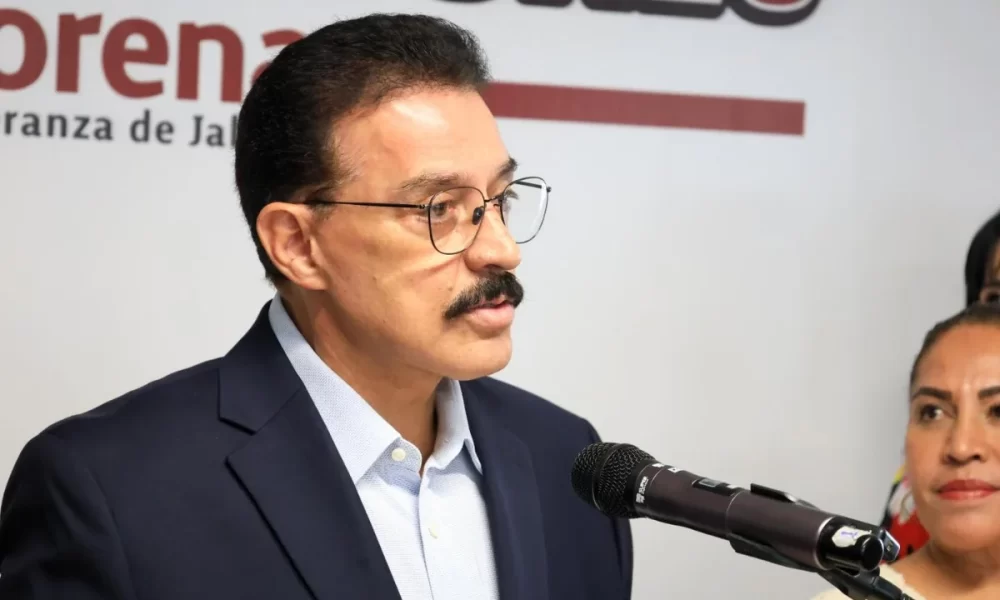 senador carlos lomelí