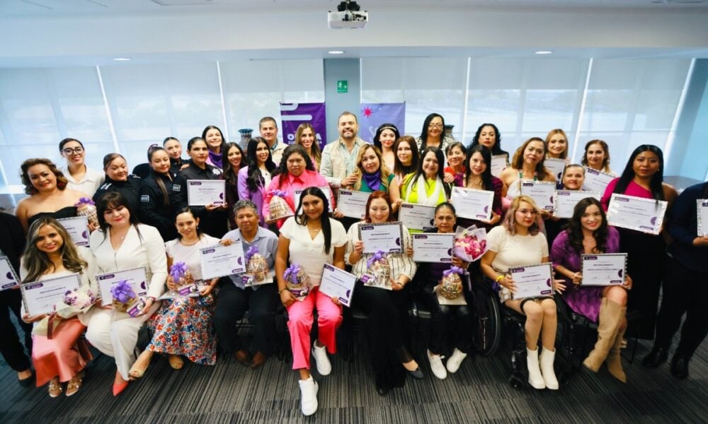 Reconocen a mujeres destacadas en Tlajomulco