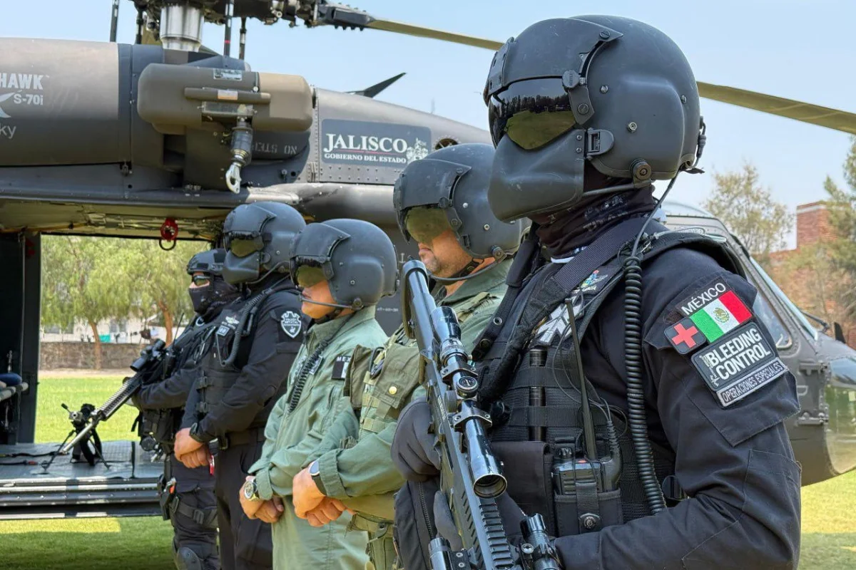 Policías del Jalisco realizan operativo en zona altos norte