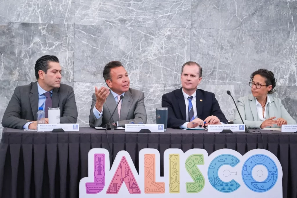 El gobernador de Jalisco, Pablo Lemus, anuncia nuevos hoteles