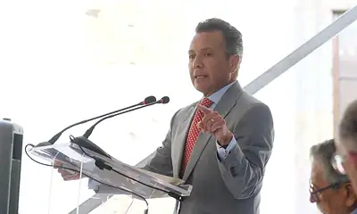 Lemus pide diálogo por riesgo en Chapala