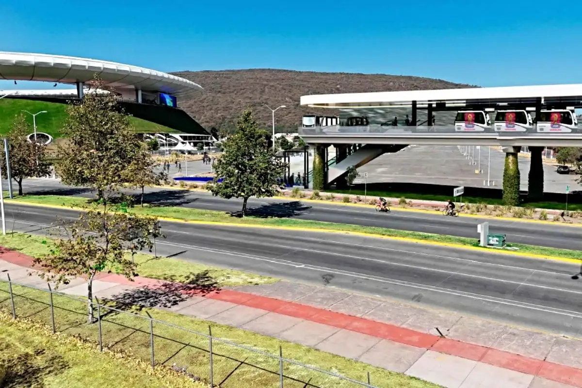 El Autotrén conectará el Macro Periférico con el Estadio Akron