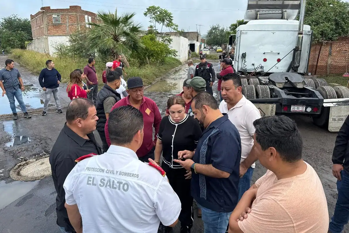 Comienza entrega de apoyos a damnificados en El Salto