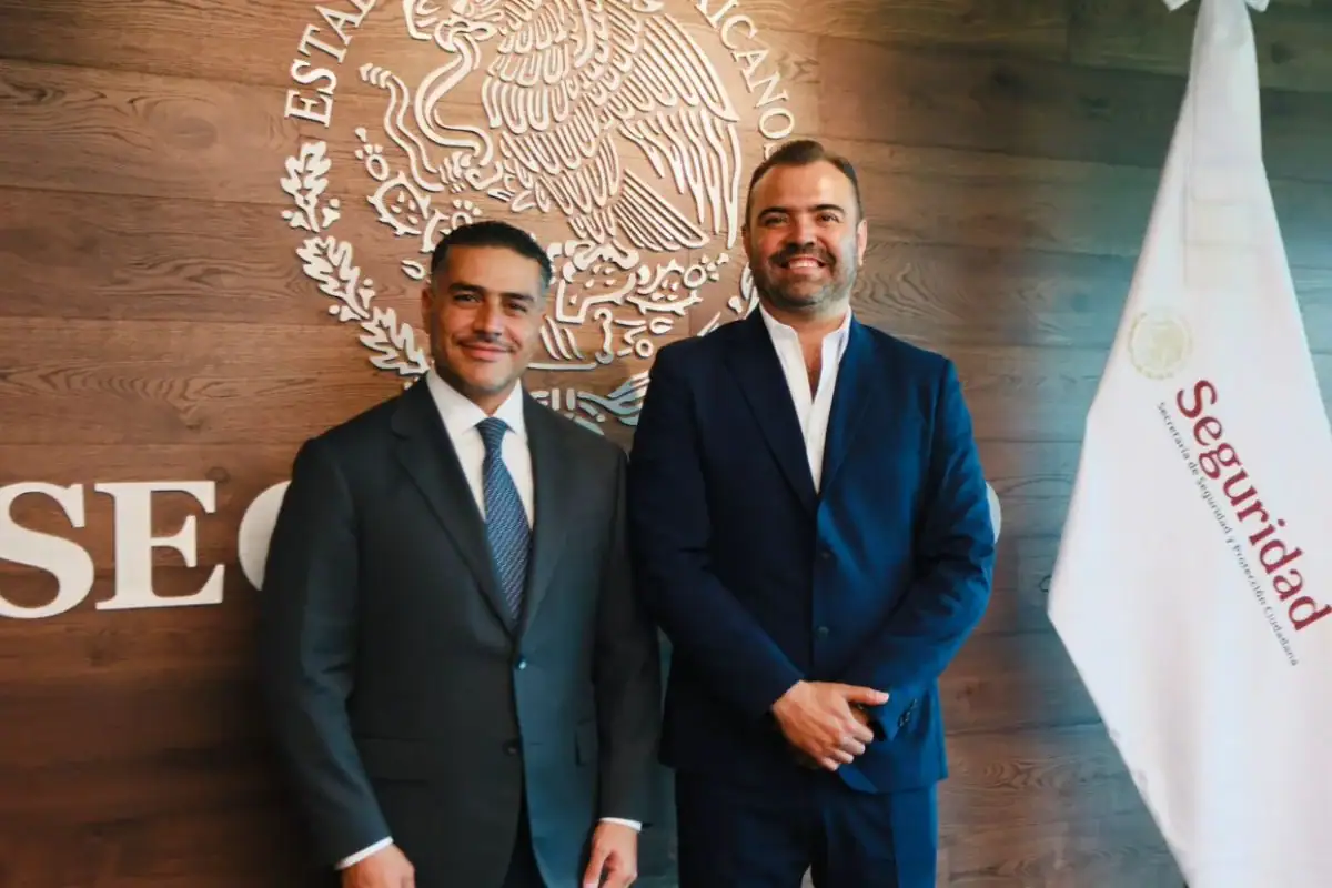 El presidente municipal, Gerardo Quirino Velázquez, y el secretario de Seguridad y Protección Ciudadana del Gobierno Federal, Omar García Harfuch.