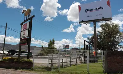 El gobernador anunció que enviará una iniciativa contra los espectaculares