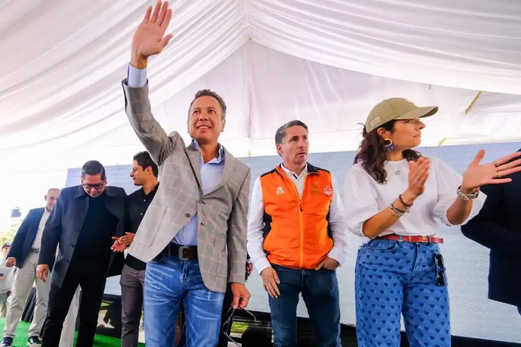 Pablo Lemus anuncia inversión millonaria en Colmena de Lagos de Moreno